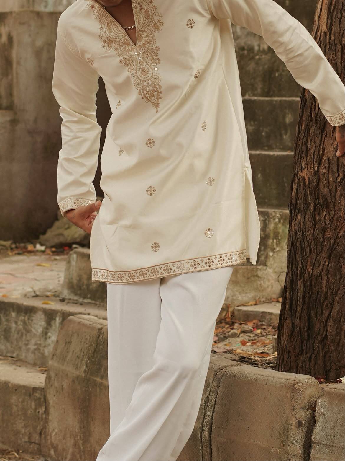 Royal Ivory Paisley Embroidered Traditional Designer