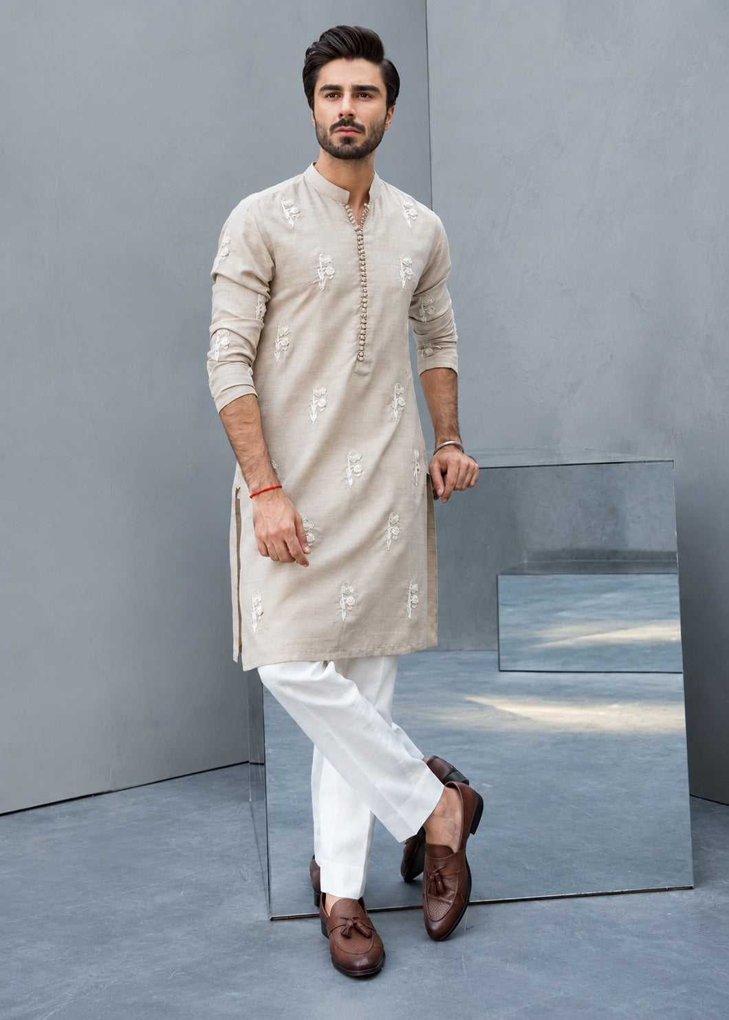 Floral Motifs Embroidered Work Men's Kurta with Pajama