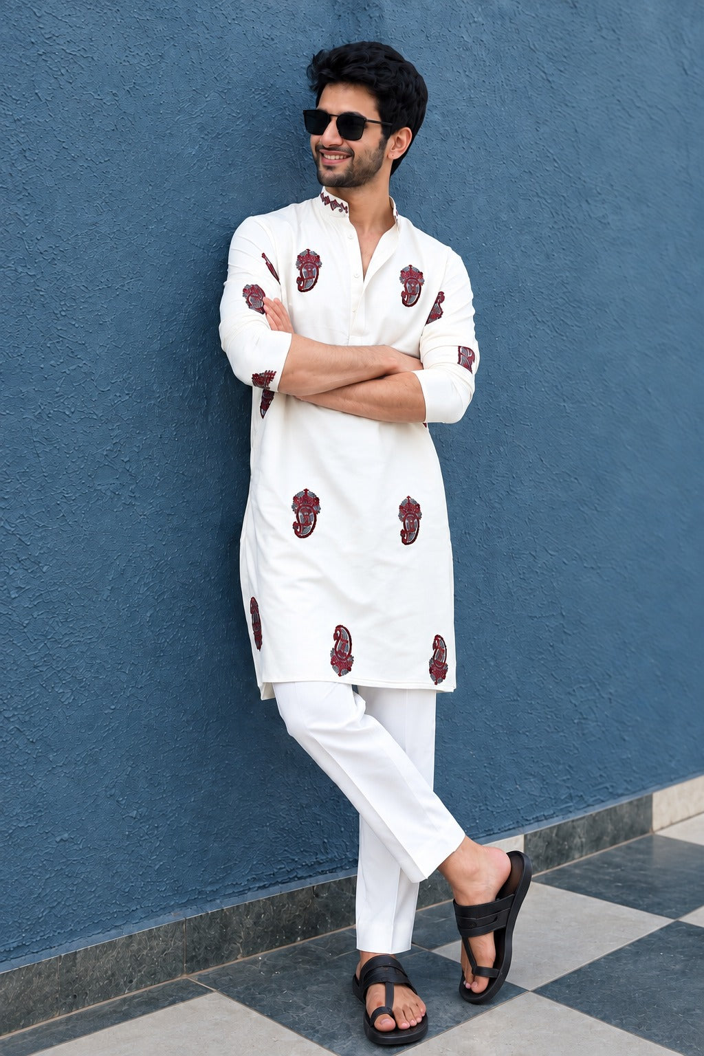 WHITE SILK EMBROIDERED KURTA PAJAMA SET FOR MEN'S